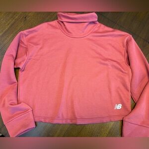 New balance women’s crop sweatshirt